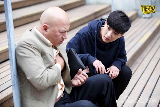 宁巴拉艰难执行工作