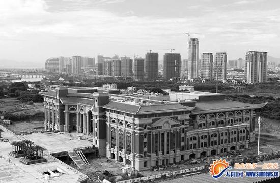 厦门容纳人口_厦门人口规划图