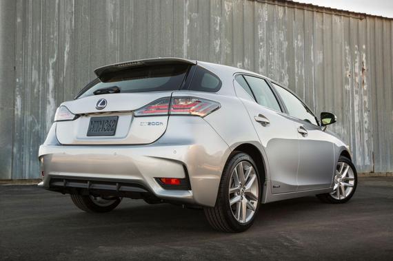 2016 Lexus CT 200h 02