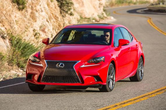 2016 Lexus IS 200t F Sport 05