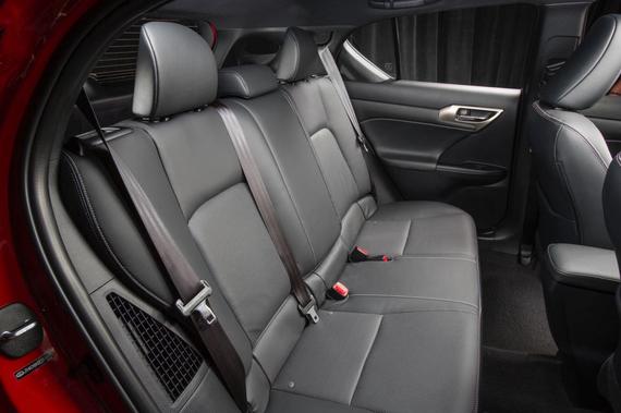 2016 Lexus CT 200h 05