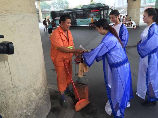 中品堂國醫國藥館“夏日清涼大派送”