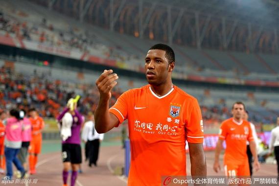 尤西雷:加强鲁能防守踢满4年