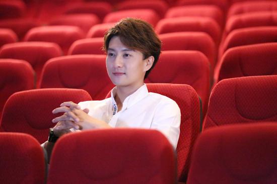 高仁韩国仁川看秀 嘻哈热剧妙口生花