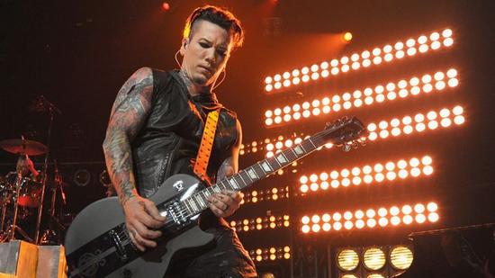 DJ Ashba