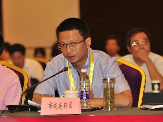 束浩然:城南新区将打造知名生态智慧建设示范