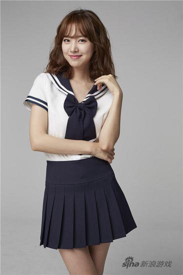 图为韩国女星陈世妍写真。