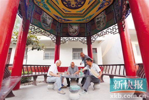 ■老年人也很需要健康的娱乐活动。新华社发