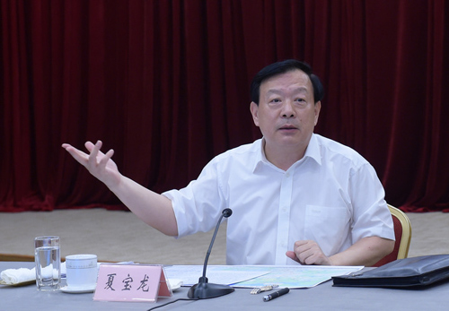7月28日,夏宝龙书记在余姚市召开的姚江流域防洪排涝专题会议上讲话。