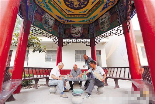 广东公办养老 一床难求 民办养老院收费价格贵