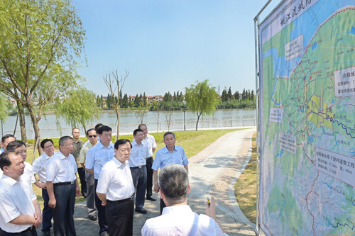 7月28日,夏宝龙书记赴余姚专题调研姚江流域防洪排涝工作。