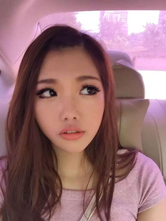 印子月《借过》变身小女人 新造型曝光|印子月