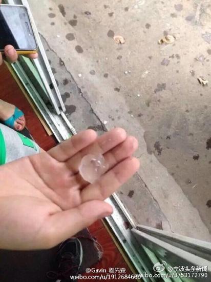 宁波昨天多地下冰雹