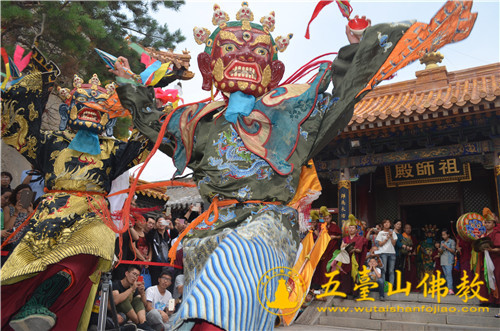 五台山菩萨顶举行传统的奉旨道场法会——跳金刚舞