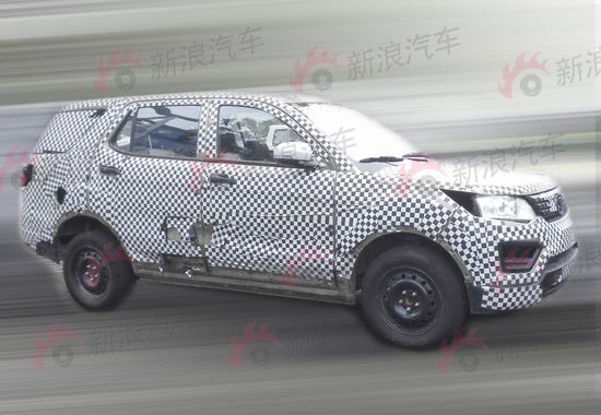 代号R103 长安汽车全新7座SUV效果图曝光_福