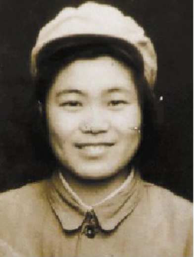 1949年夏,隨部隊南下時在南京拍攝