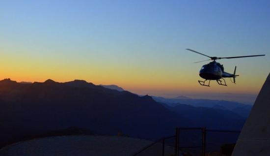 在洛杉矶一天花1万美元能过上什么样的生活|洛