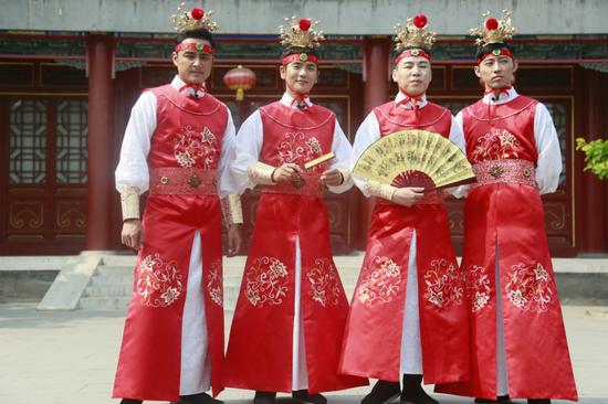 文学英雄张晓龙宝玉附身痛思爱人赚足眼泪