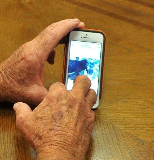 震惊！iPhone从2800米高空坠落后竟仍能使用