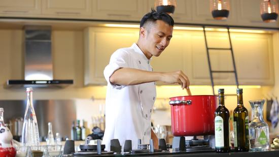锋味2谢霆锋不怕被嘉宾抢风头:是出发点