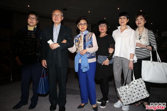 左三白雪仙 左四梅雪诗