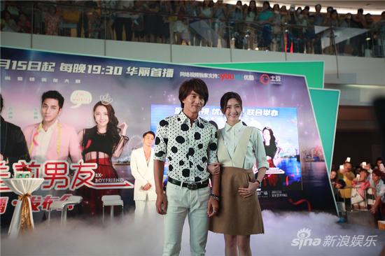 言承旭江疏影走秀