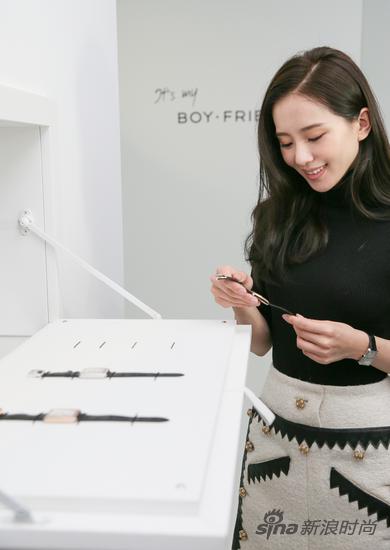 刘诗诗对香奈儿BOY·FRIEND腕表爱不释手
