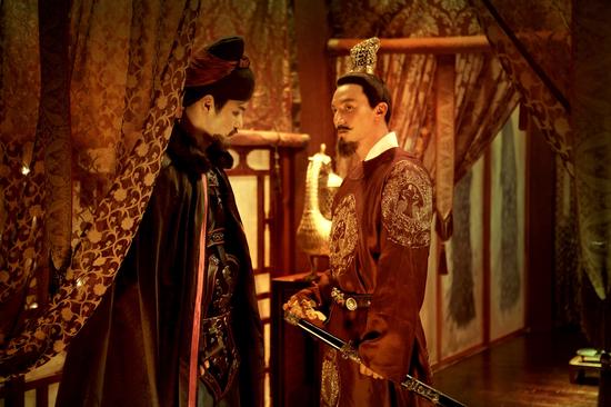 阮经天扮演张震的头号侍卫