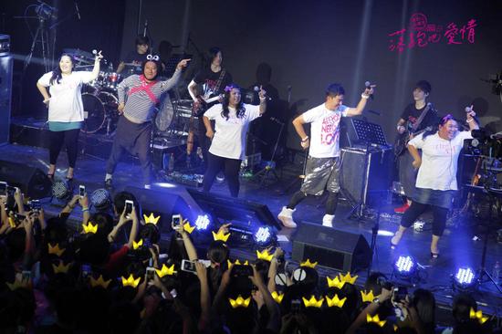 任贤齐九孔现场演绎经典蚊子舞