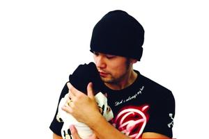 周杰伦父亲节晒爱女照 昆凌超五星坐月子