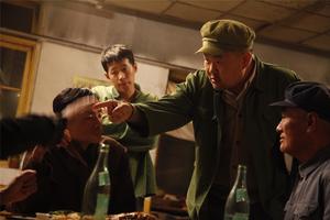 《东北偏北》发先导预告 费尽力抓错流氓