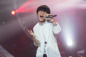 新声代3张杰赞包威尔：着魔的逆战小王子