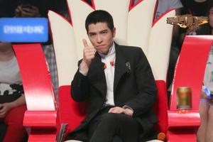 萧敬腾出道8年选手变导师 9月青岛开唱