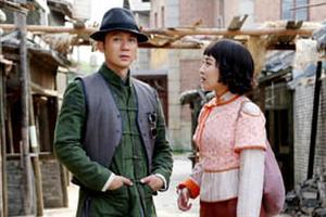 《秀才遇到兵》初现情愫 李晨兵场露锋芒