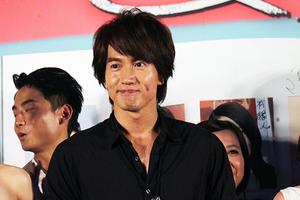 听到林志玲言承旭微笑 坦言：恋爱最幸福