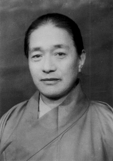 图为敦珠仁波切