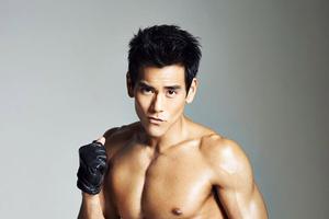 【时髦胶囊】彭于晏领众男模集体秀颜值