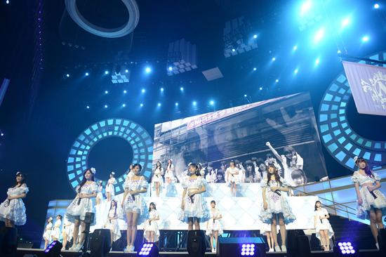 SNH48《梦想高飞》现场