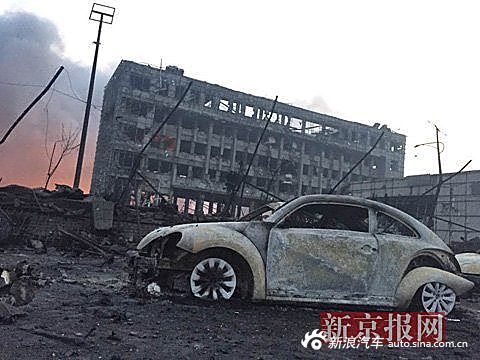 天津滨海爆炸 雷诺仓储场大量被烧毁_合肥汽车网