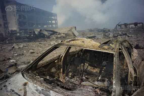 独家连线天津爆炸目击者 汽车损毁难预估
