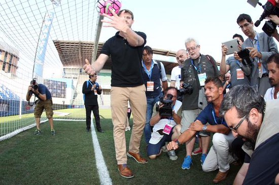 意大利赛场首次使用门线技术