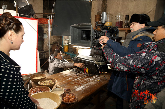 监制米哈尔科夫亲自上阵指导