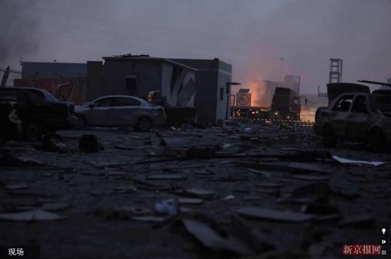 高清组图：天津滨海爆炸致上千辆新车被烧毁