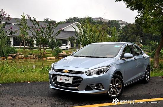 新科鲁兹1.5L自动时尚天窗版 指导价12.69万元