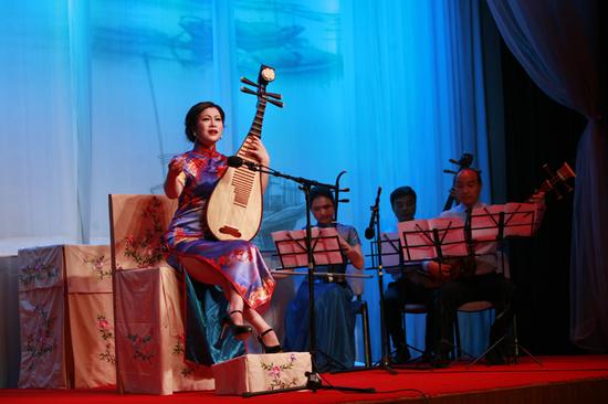 上海评弹团演出照片