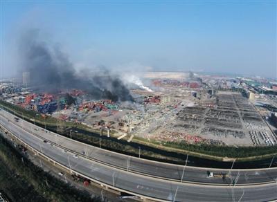8月13日，瑞海国际仓库的爆炸现场。新华社记者 岳月伟 摄