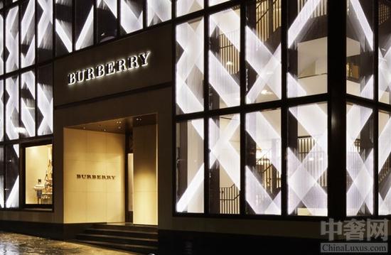Burberry撤退香港转战日本 加强品牌奢侈品的定位