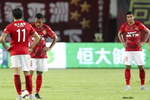 中超-埃神复出首球高拉特破门 恒大2-2申花