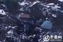 　垦利县邹占春邹大爷，他承包了当地的1000多亩盐碱荒地，经过努力把盐碱地变成了桑田。可是好景不长，他的1000多亩桑田却因为一个工程又变回了盐碱地。（视频截图）