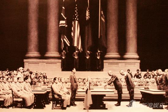 郑凯微笑男神“郑”能量爆棚_手机新浪网